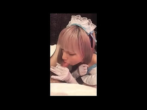 ❤️ 日本偶像[mayuka]，法国女仆装，第一部分，口交和用乳液打飞机 ☑ Porno❌❤