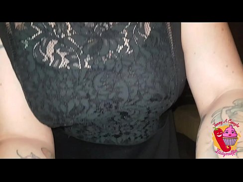 ❤️ 淫荡的继妹给他口交和西班牙语 ☑ Porno❌❤