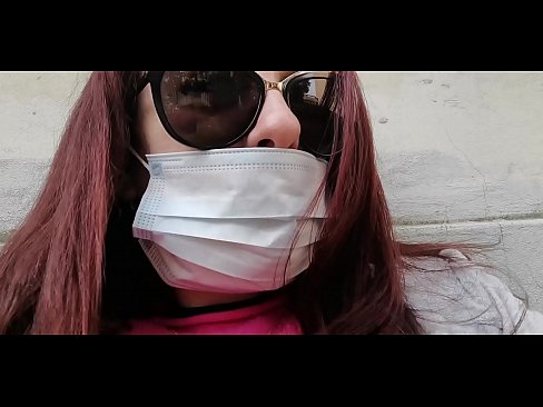 ❤️ Nicoletta报复她的邻居，在他的车库里撒尿（特别Covid19意大利检疫局） ☑ Porno❌❤